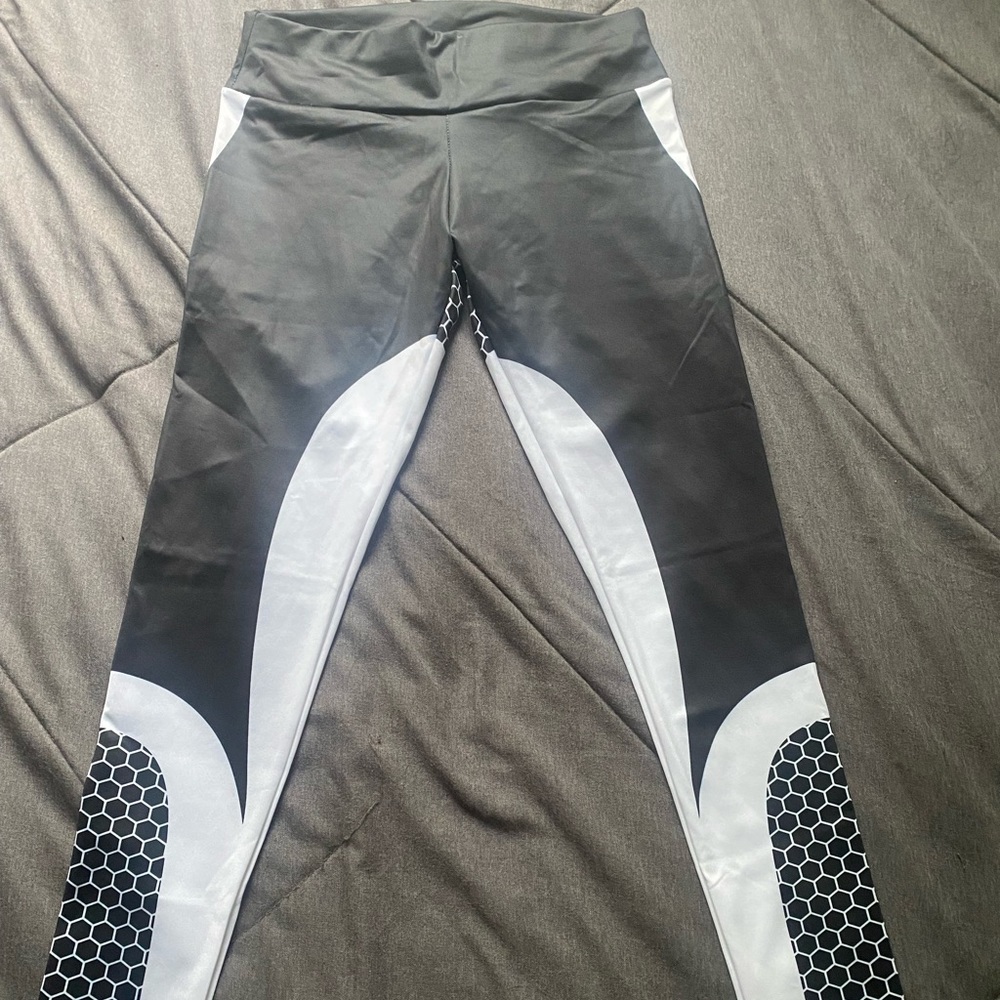 New! Activewear pants for women size small